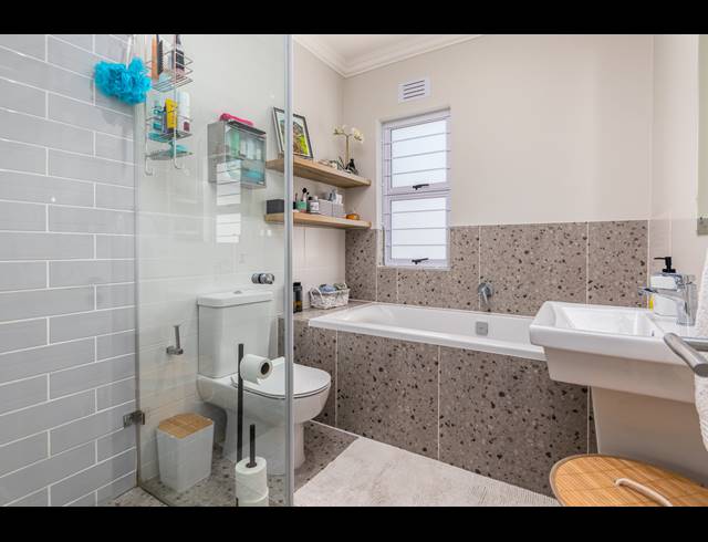 3 BEDROOM FREESTANDING SOLD IN SUNNINGDALE